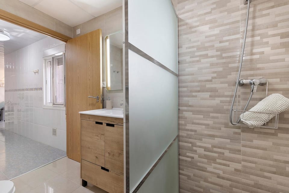 Bathroom, Living room