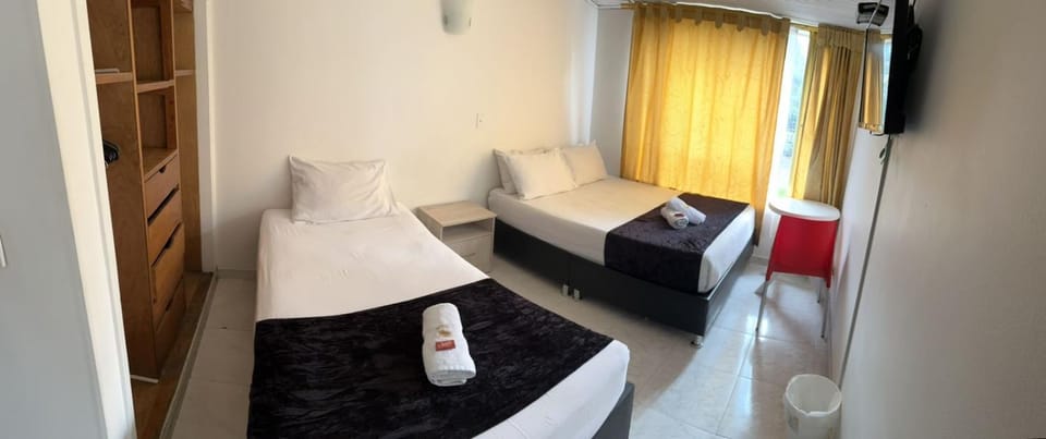 Photo of the whole room, Bedroom, towels