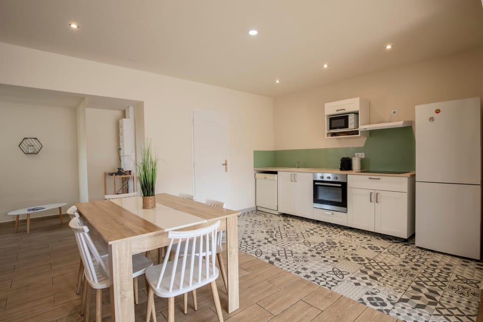 Kitchen or kitchenette, dishwasher, minibar, pet friendly, stove