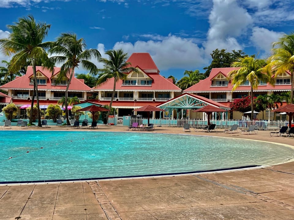 Ti kaz COCO DOUCEUW sea view Apartment in Sainte-Anne