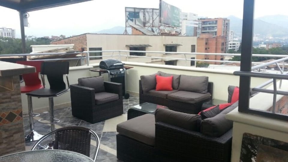 Balcony/Terrace, City view