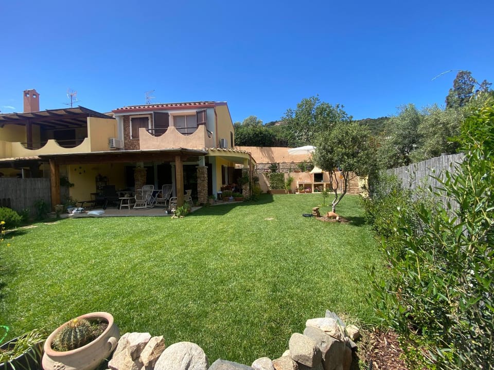 Property building, Garden view