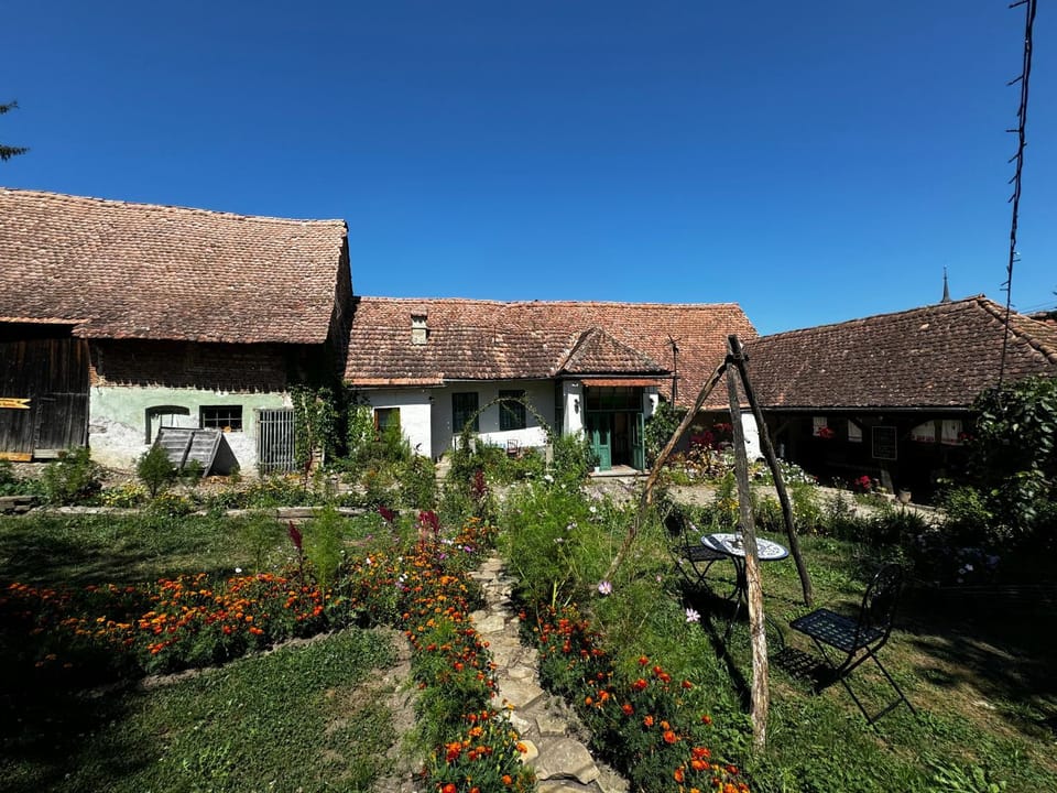 Saschiz 175 GuestHouse Country House in Romania
