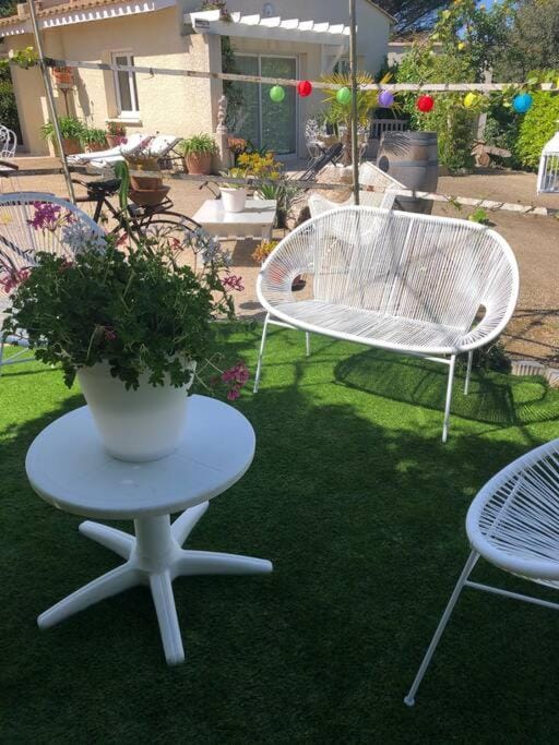 Patio, Garden view