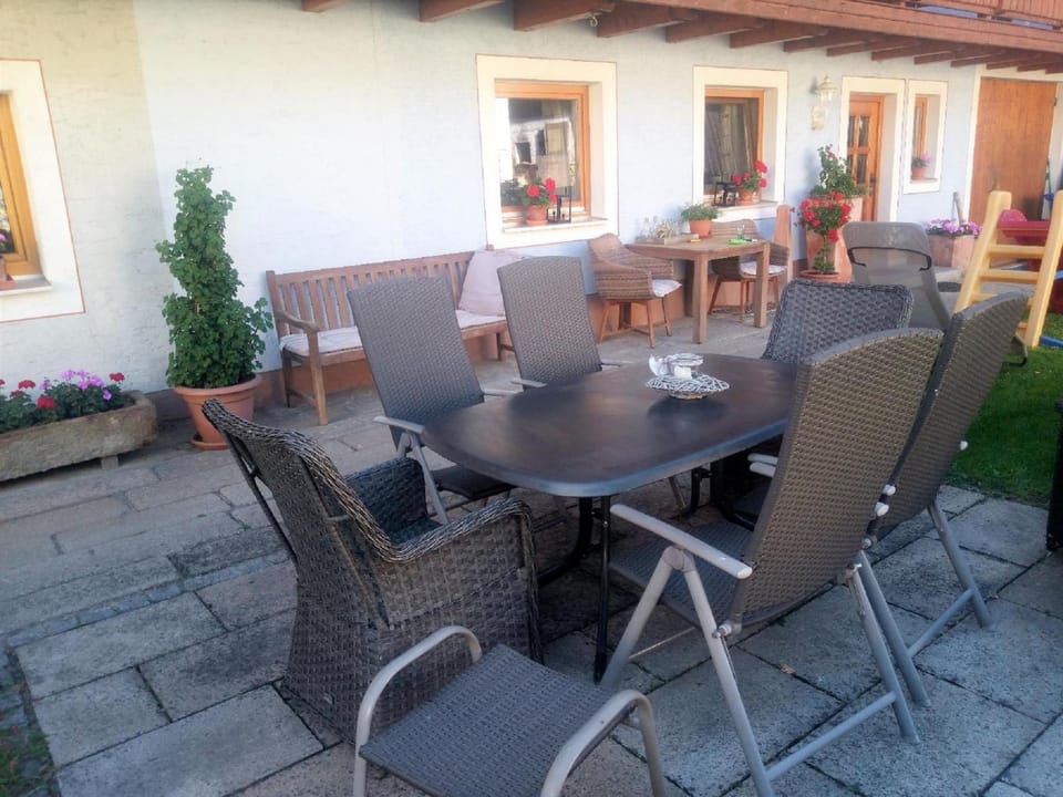 Balcony/Terrace, Seating area, Dining area