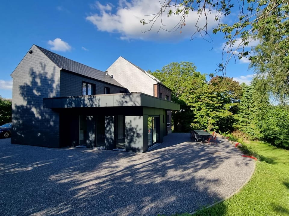 Gîte 'Il y a' 11 à 13 pers #Nature #Familles #Calme #Pas d'abus d'alcool House in Wallonia, Belgium