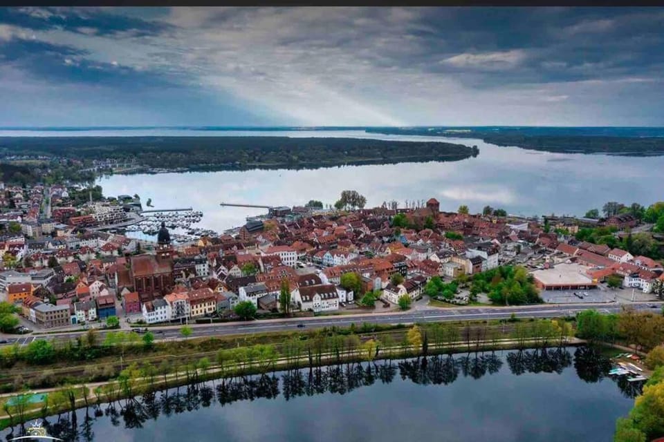 Natural landscape, City view, Lake view