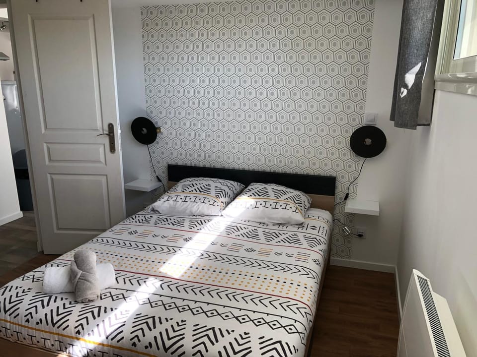 - Loft fléchette - clim - garage Apartment in Nouvelle-Aquitaine