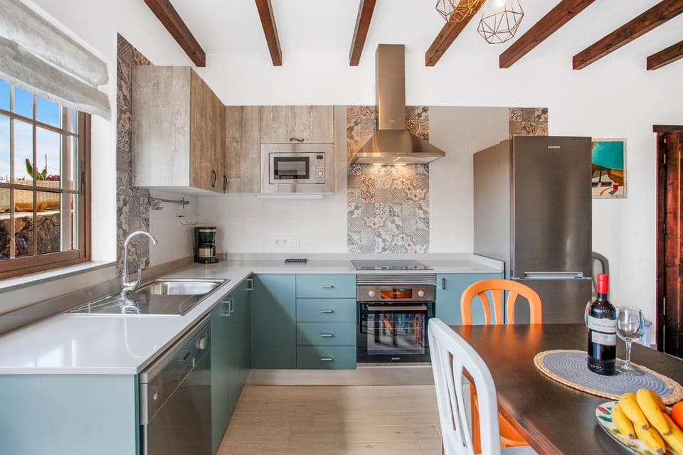 Casa Domingo House in Maxorata