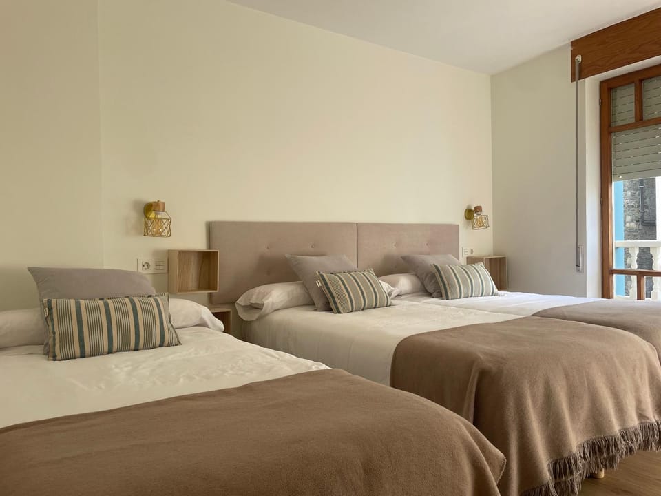 Pensión Cantabrico Bed and Breakfast in Asturias