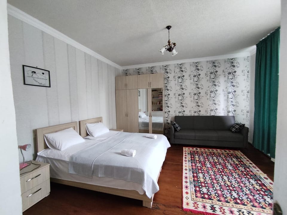 Bed, Bedroom, wardrobe