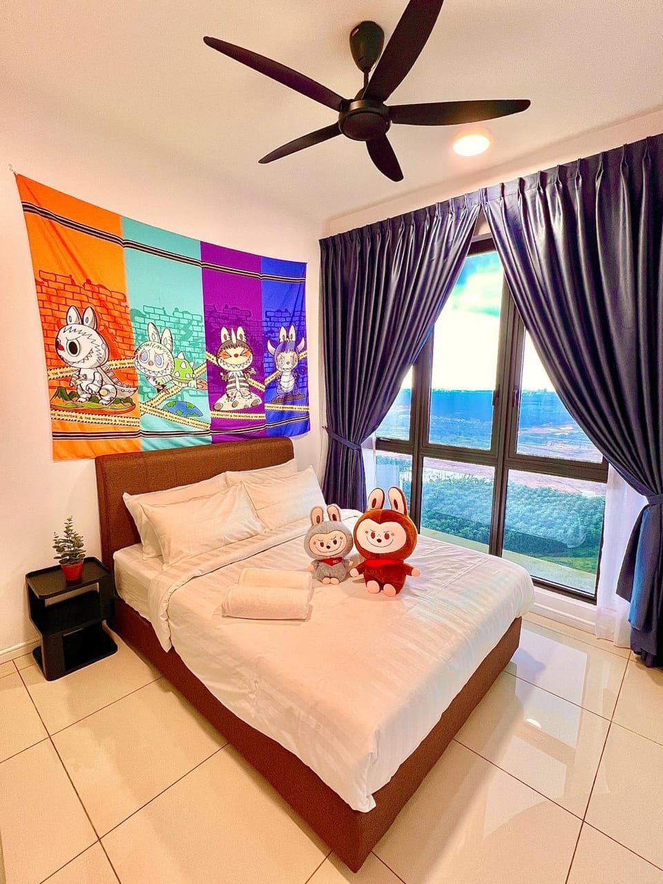 Bed, Photo of the whole room, Bedroom