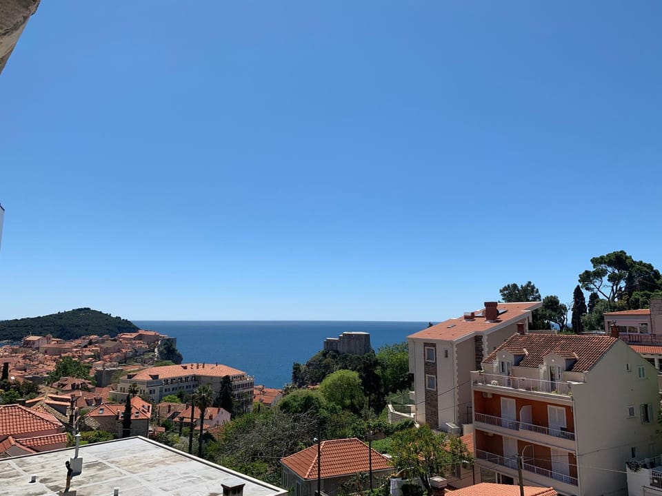 City view, Sea view