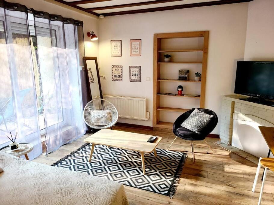 TV and multimedia, Living room