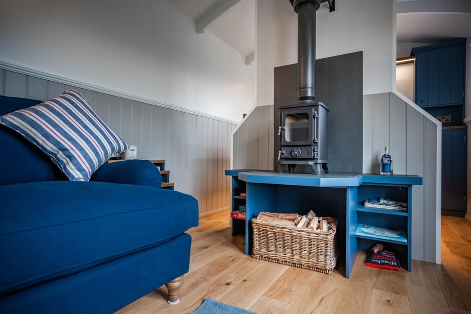 Living room, flat iron