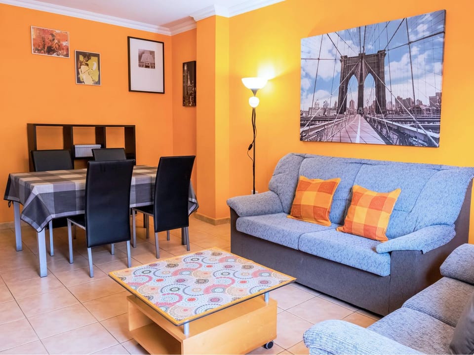 TV and multimedia, Living room, Dining area