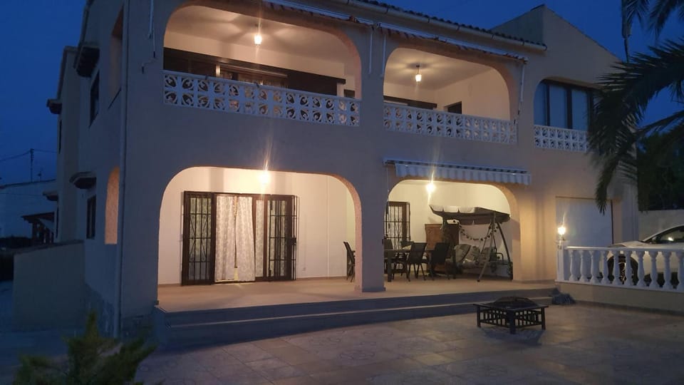 Villa Los Pinos 8F Villa in Calp