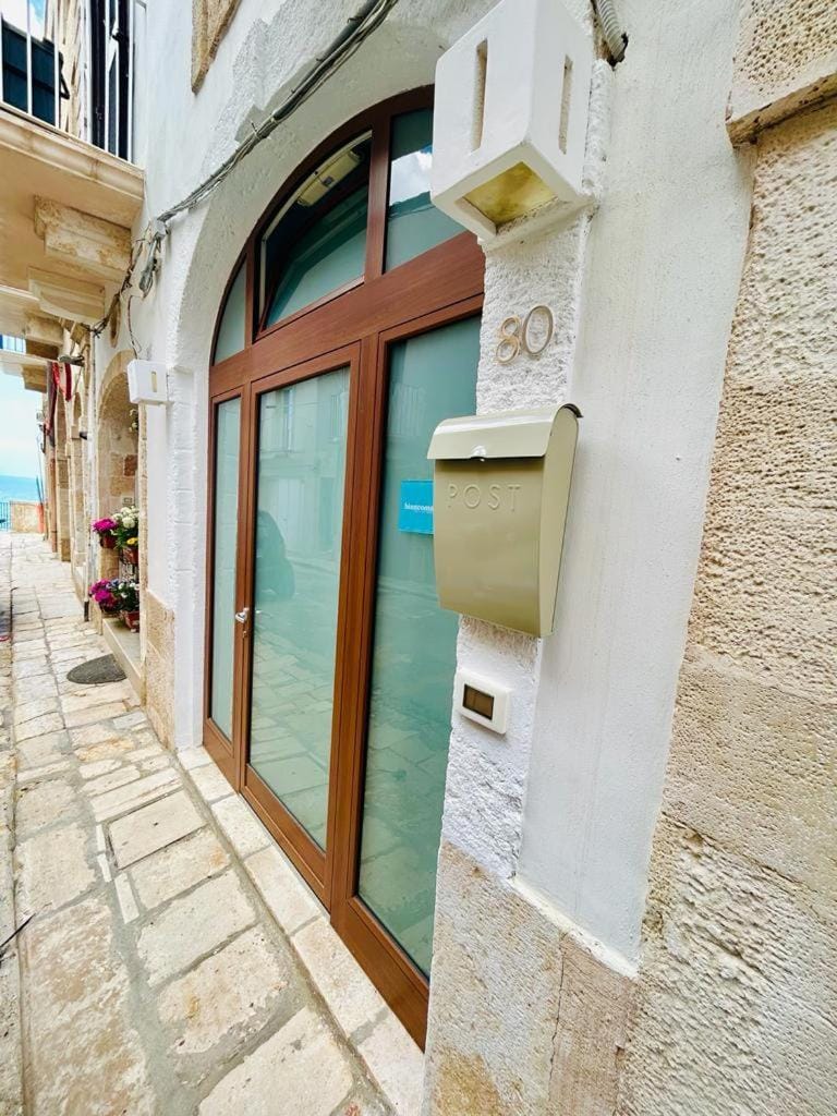 Property building, Street view