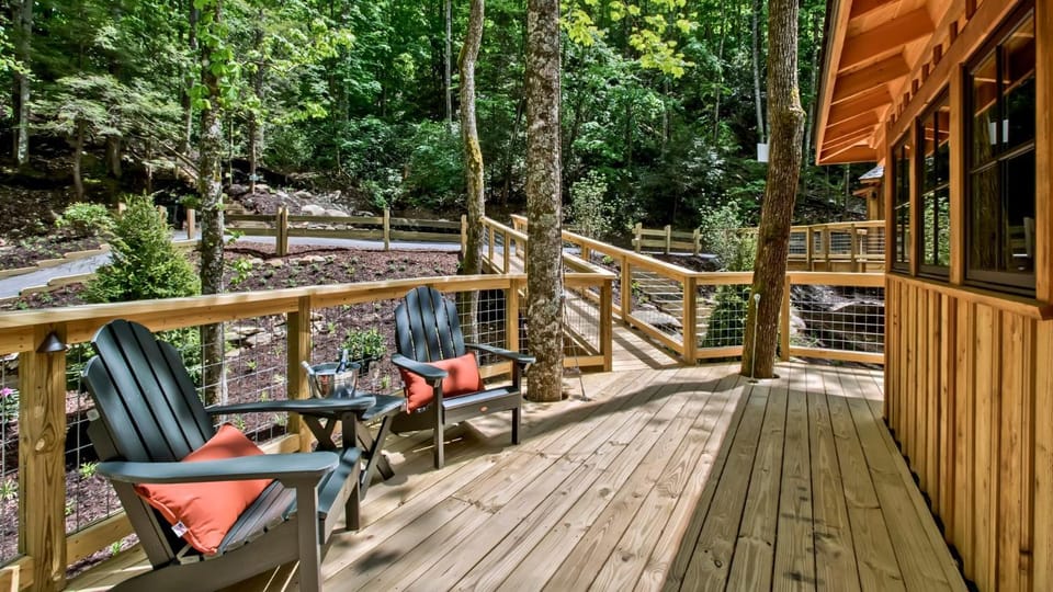 Patio, Spring, Day, View (from property/room), Balcony/Terrace