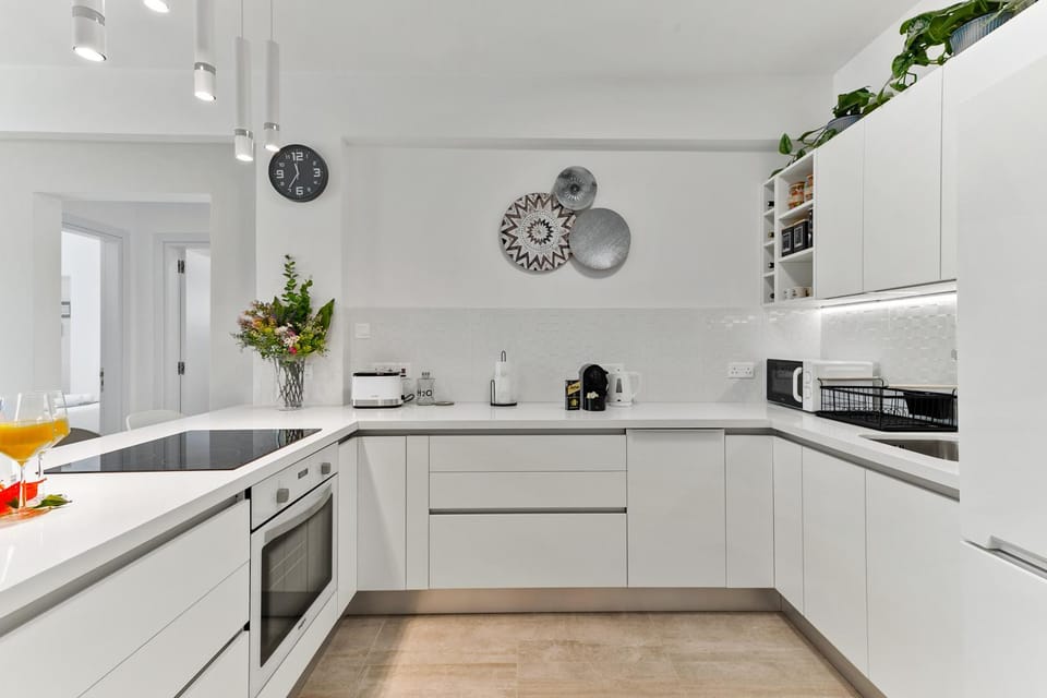 Kitchen or kitchenette, dishwasher, minibar, pet friendly, stove, kitchen