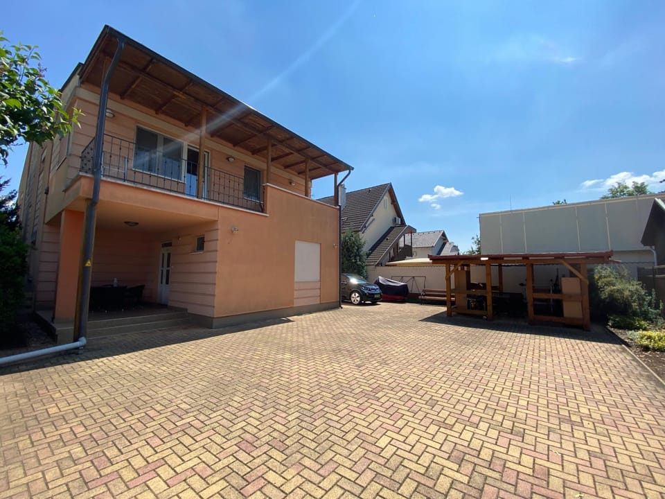 Gabi Lux Apartman Apartment in Hungary