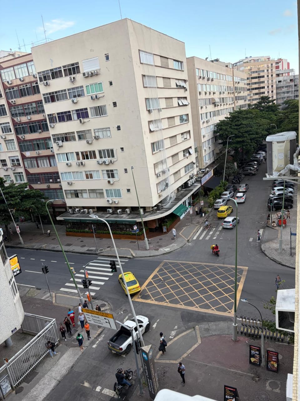 Neighbourhood, City view, Street view, Location