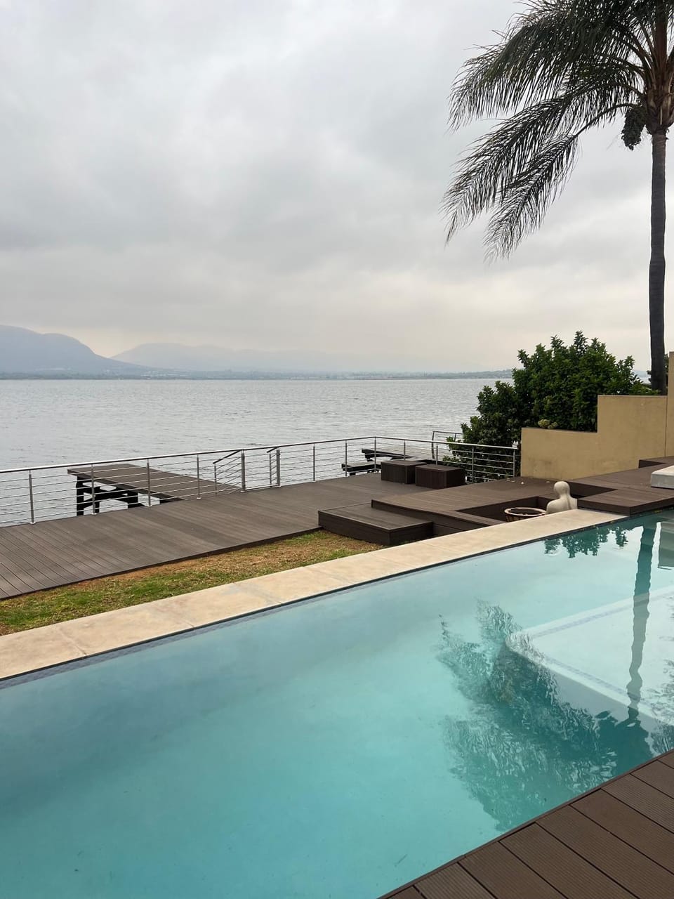 Pecanwood Dam View Villa in Gauteng