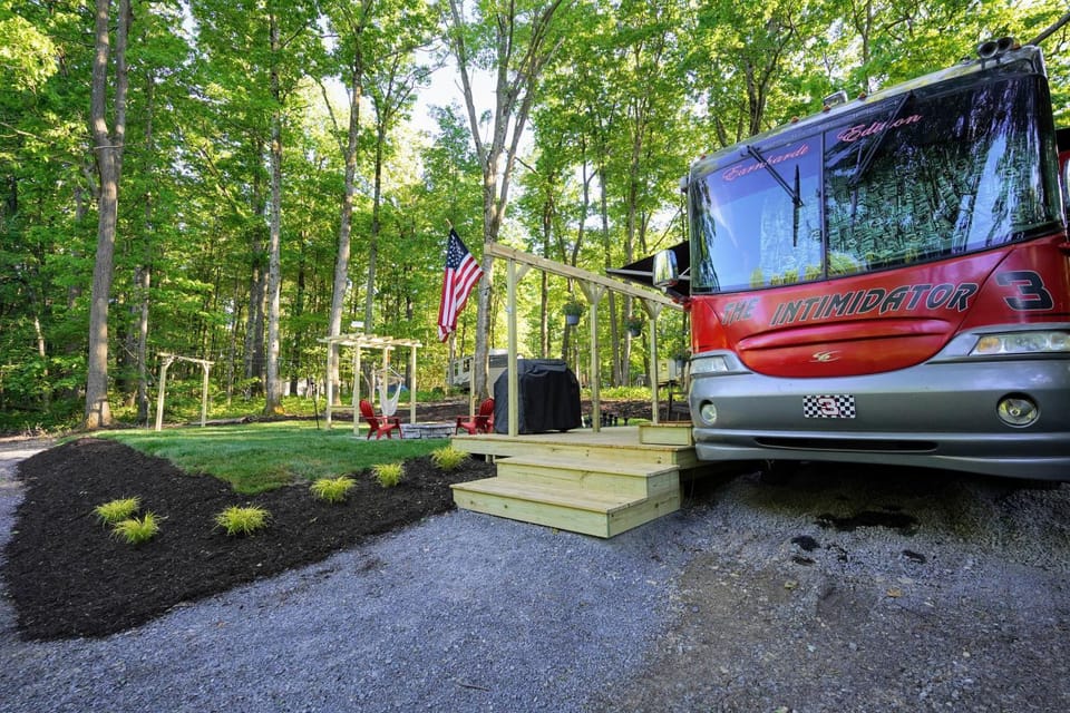 Facade/entrance, Garden