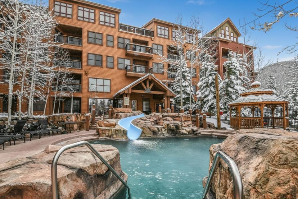 Springs 8863 by SummitCove Lodging in Colorado House in Keystone