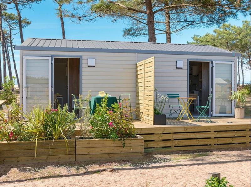 Camping le Rivage Campground/ 
RV Resort in Normandy