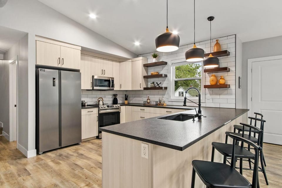 Spacious Downtown Apartment - Walk to Old Town FC! Apartment in Fort Collins
