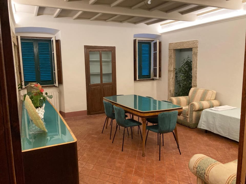 Living room, Seating area, Bedroom