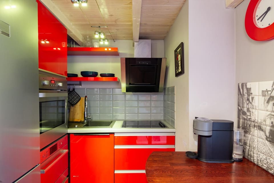 Lilly apartment main train station old town by The Heritage House Main Square Cracow Apartment in Krakow