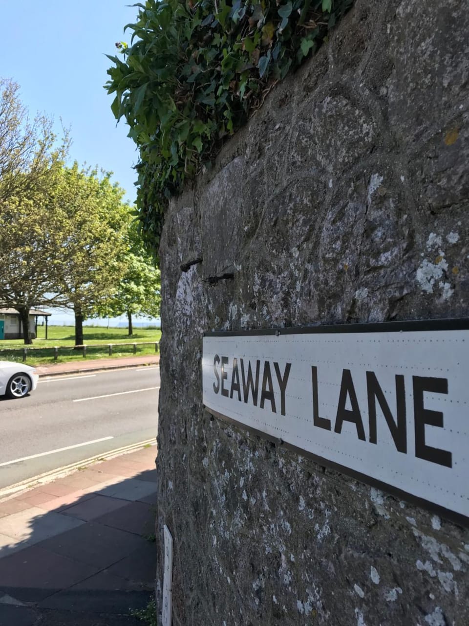 Neighbourhood, Street view
