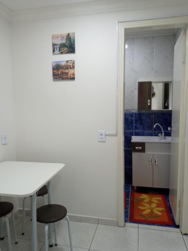 Espaço completo bem localizado c estacionamento Apartment in Foz do Iguaçu