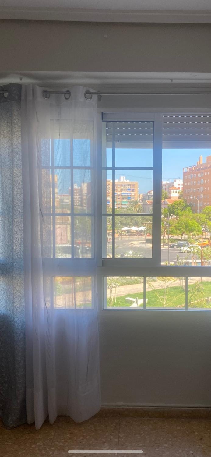 Rooms near the Beach Cabanyal and Universities Vacation rental in Valencia