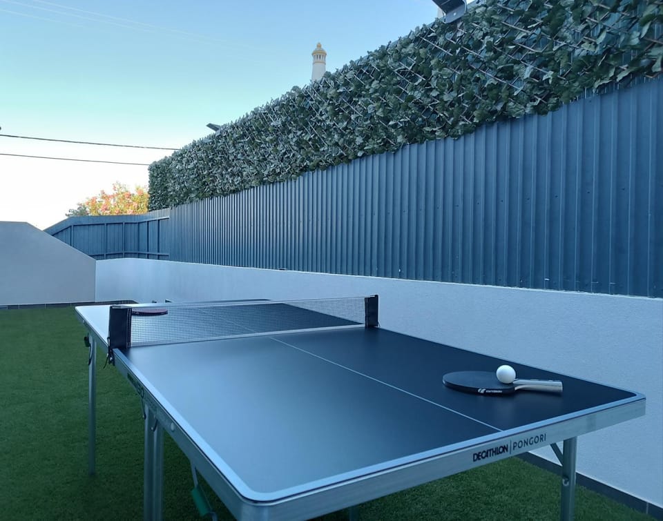 Table tennis