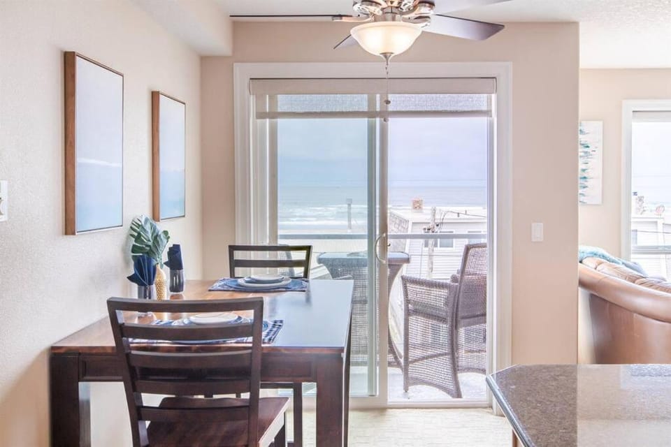 Dining area, Sea view