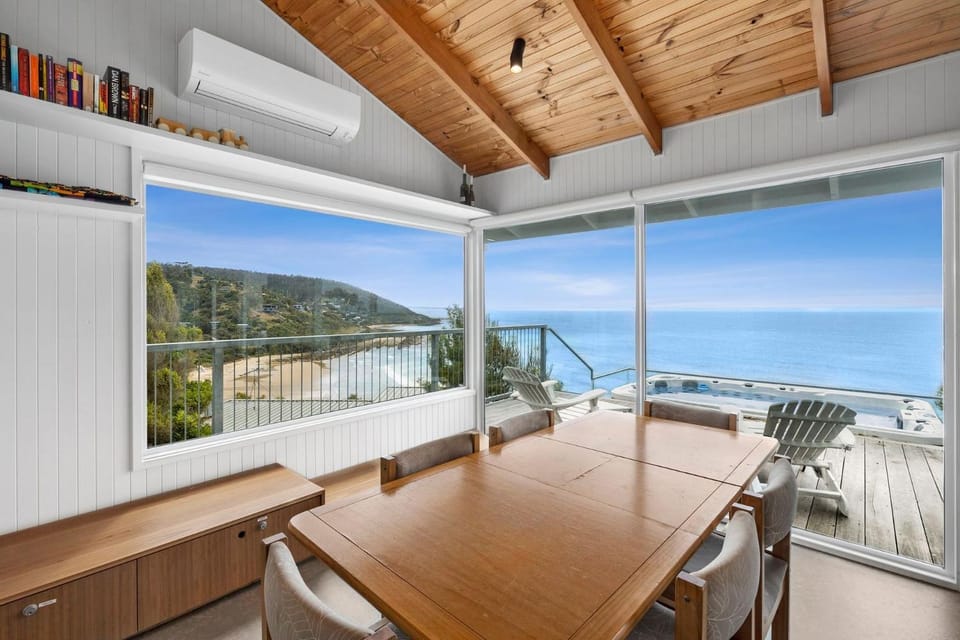 Viewmore House in Wye River