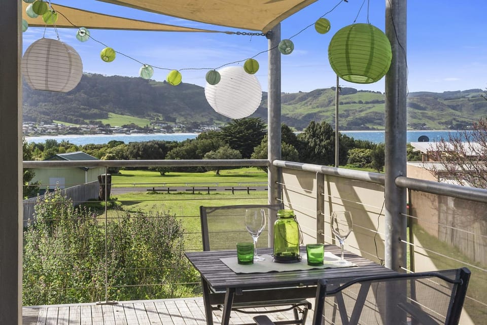 Balcony/Terrace, Mountain view