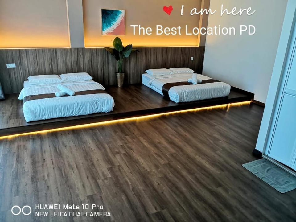 Property logo or sign, Photo of the whole room