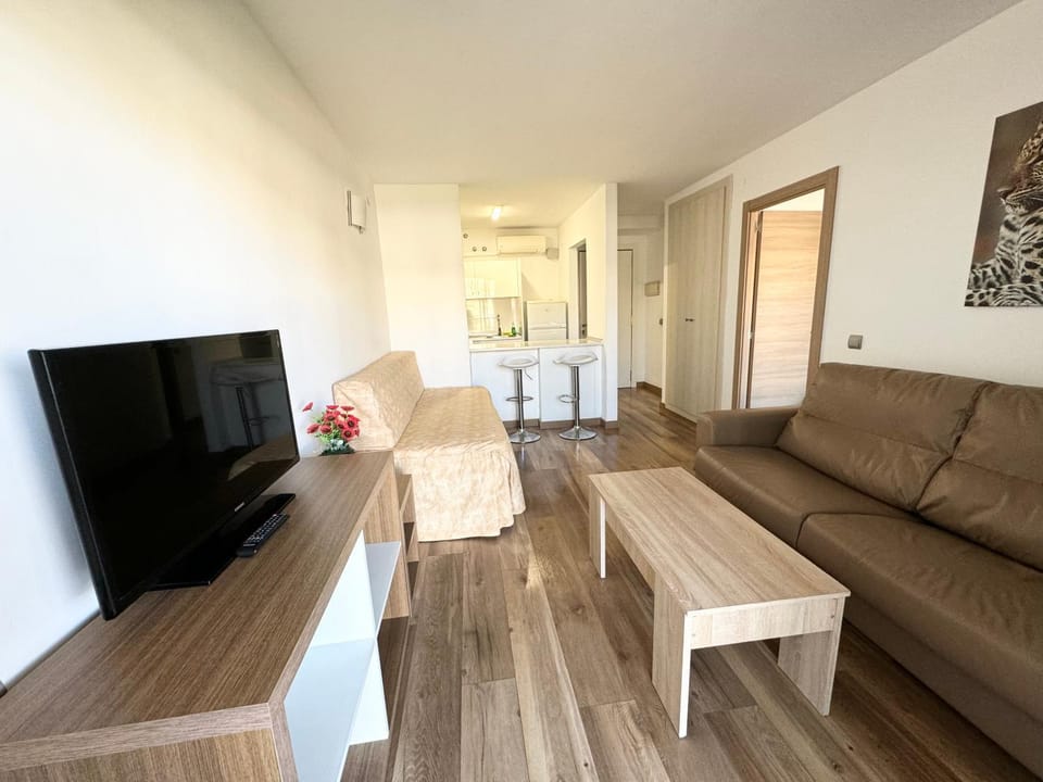 Apartsalou Michelangelo Apartment in Salou