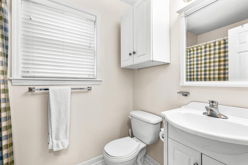 Creekside Cottage House in Lake Lure