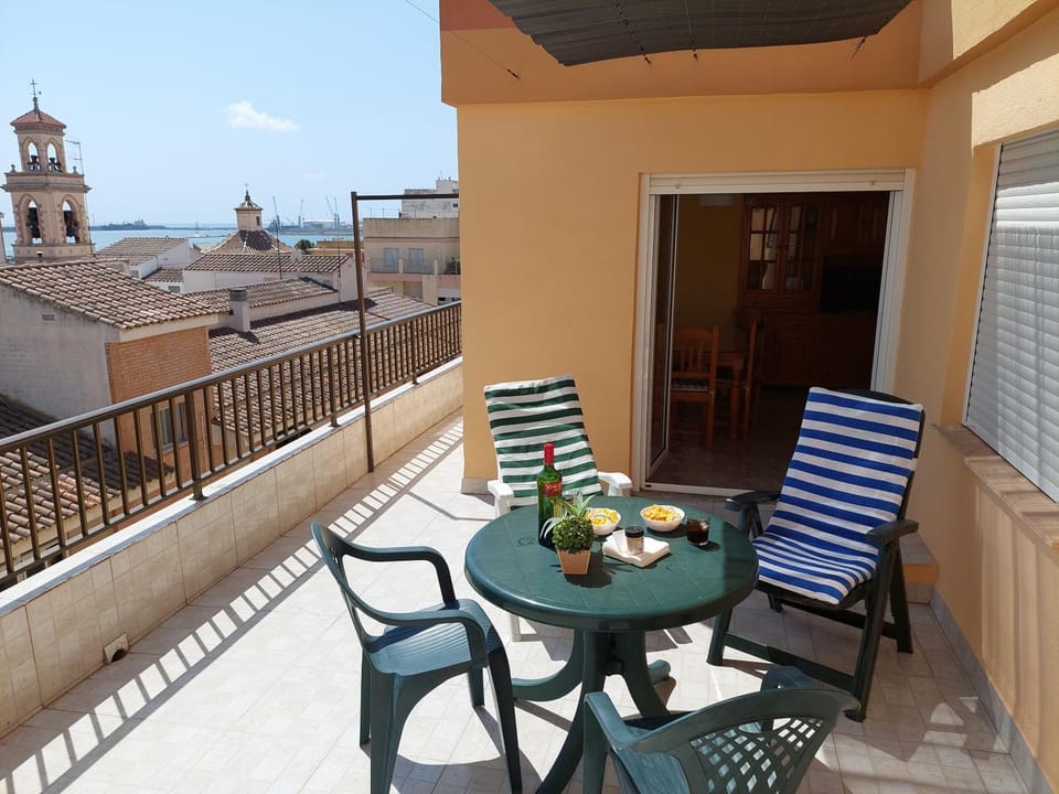 Atico con vistas al mar Apartment in Valencian Community