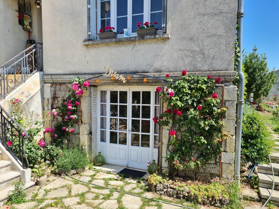 VILLA PIERRE Bed and Breakfast in Occitanie