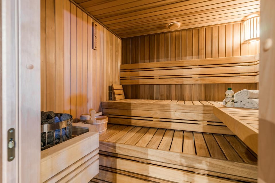 People, Sauna, Spa and wellness centre/facilities, Other, Guests, Area and facilities, Sports, group of guests, VIP