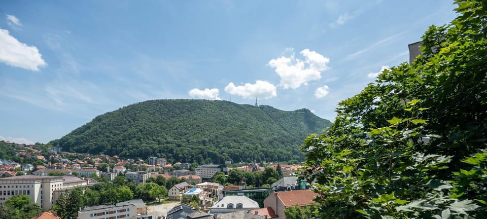 Nearby landmark, Day, Natural landscape, City view, Mountain view
