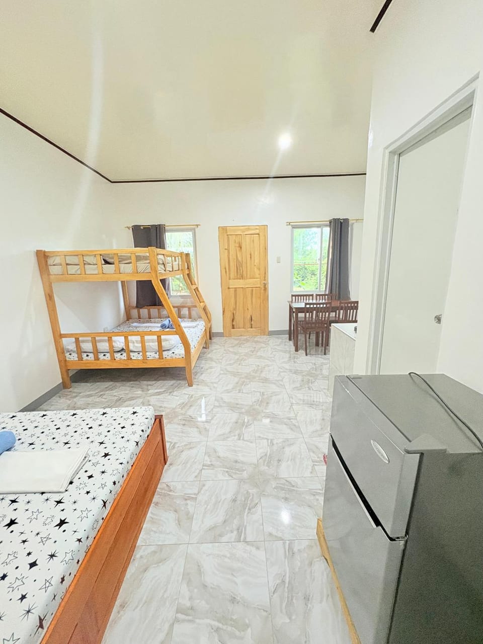 Anerose Homestay Bed and Breakfast in Central Visayas
