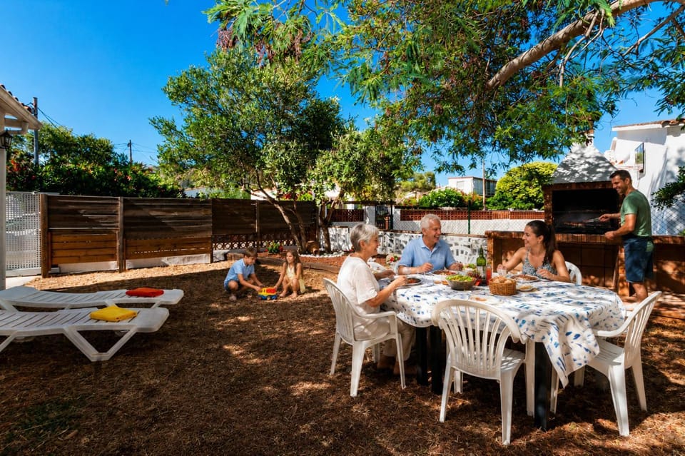 1215 BAIX CAMP casa con jardin - Apivend Immo House in Alt Empordà