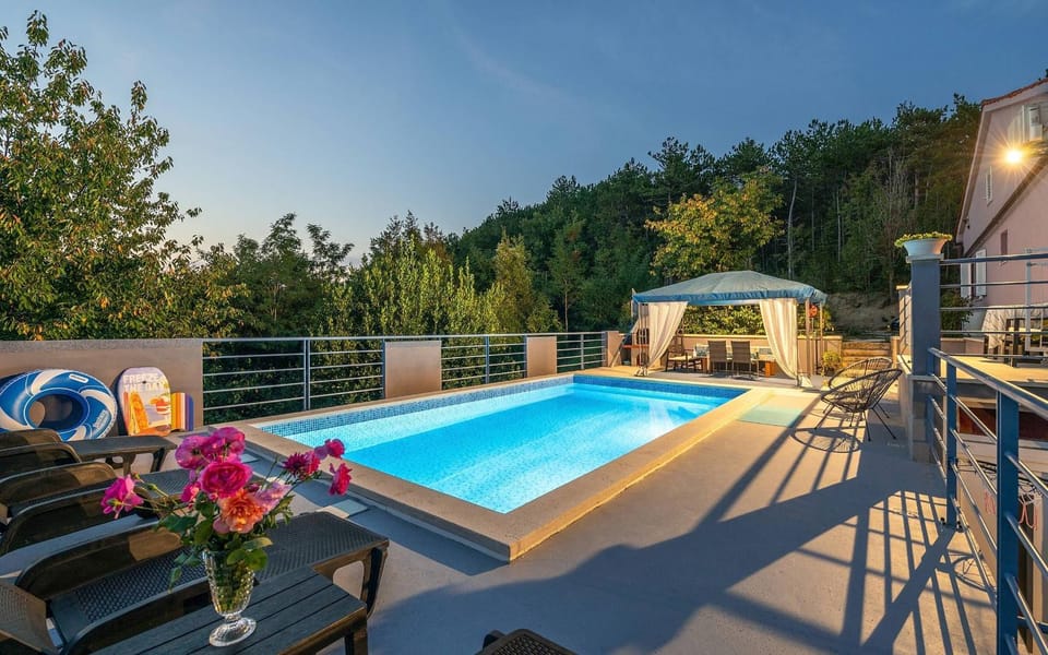 Patio, Day, Natural landscape, Pool view, Swimming pool, sunbed